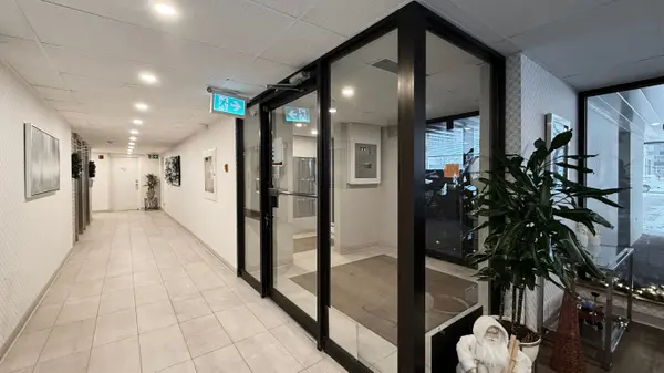 40 Chichester PL #203, Toronto E05, ON M1T 3R6