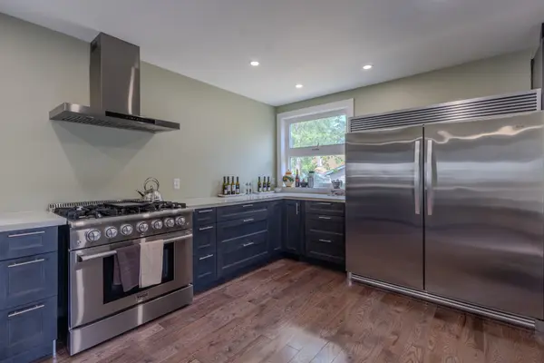 61 Hamilton ST E, St. Catharines, ON L2S 1K8