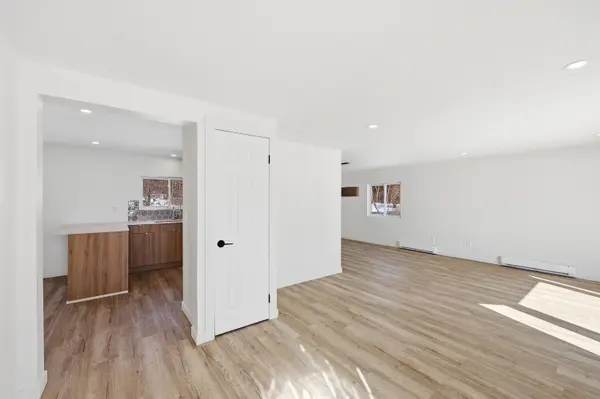 1162 Thousand Islands Pkwy, Front Of Yonge, ON K0E 1R0