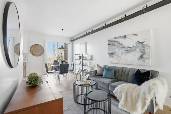 290 Barton ST W #26, Hamilton, ON L8R 3P3