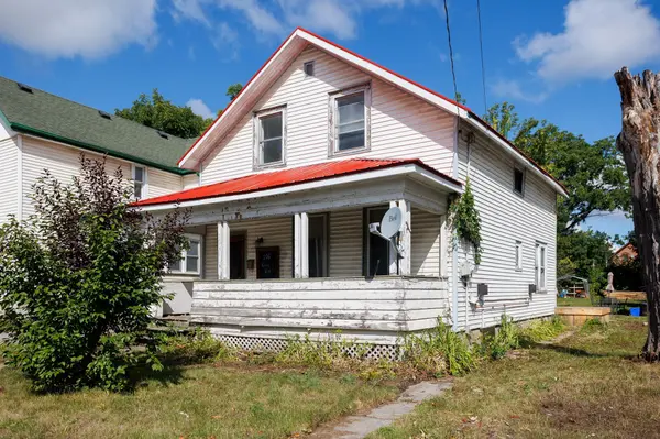 106 Russell ST W, Kawartha Lakes, ON K9V 2X4