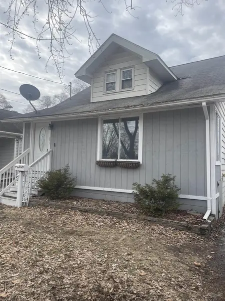 2129 N Clinton RD, Saginaw, MI 48602