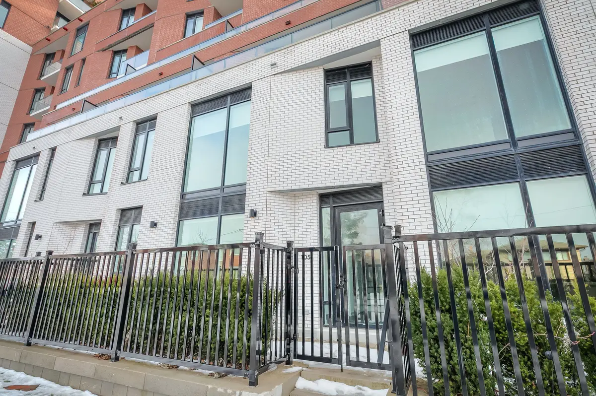 15 Maryport Ave ST #105, Toronto W05, ON M3M 0E2