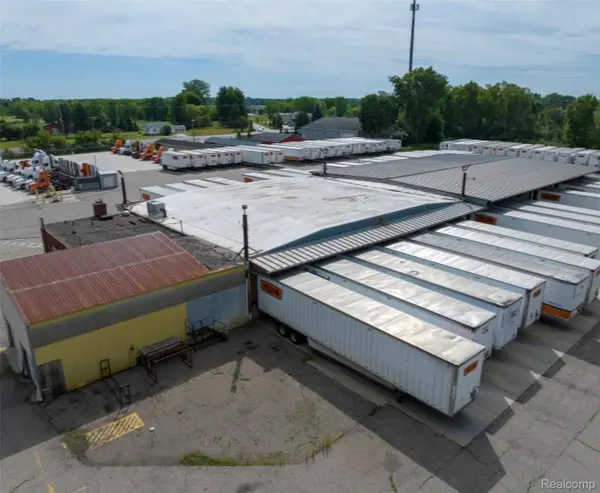 11740 Dixie HWY, Birch Run Township, MI 48415