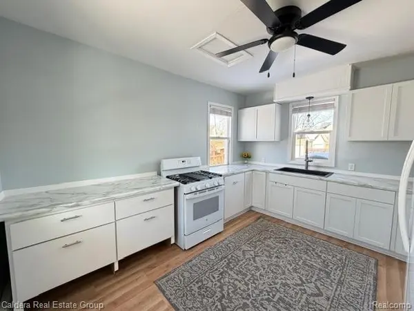 727 Griswold ST, Port Huron, MI 48060