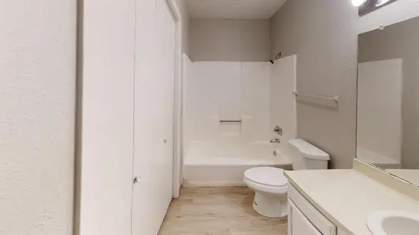 9696 Walnut Street #1006, Dallas, TX 75243