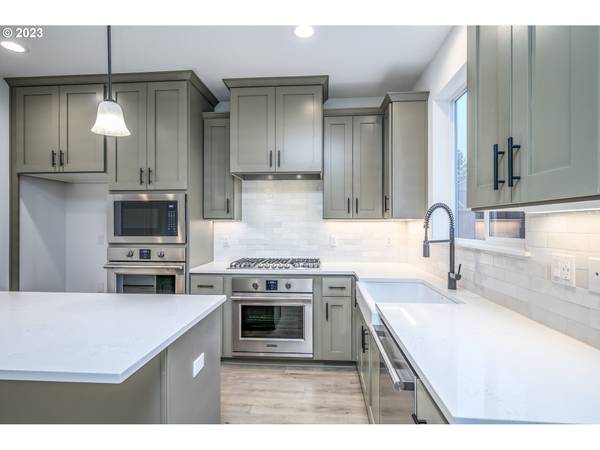 11613 SE MAJESTIC FALLS AVE #LT 768, Happy Valley, OR 97086