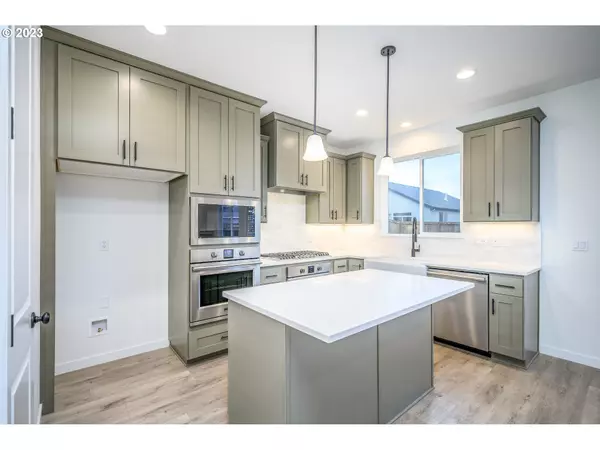 Happy Valley, OR 97086,11613 SE MAJESTIC FALLS AVE #LT 768