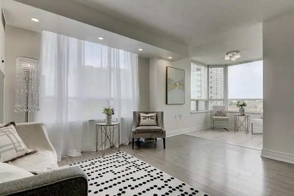 2627 Mccowan RD #807, Toronto E07, ON M1S 5T1