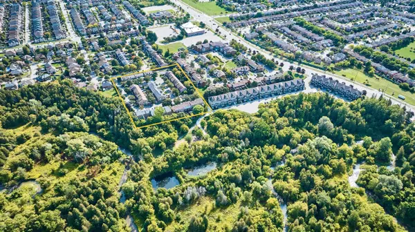 25 Macintyre LN, Ajax, ON L1T 3X4