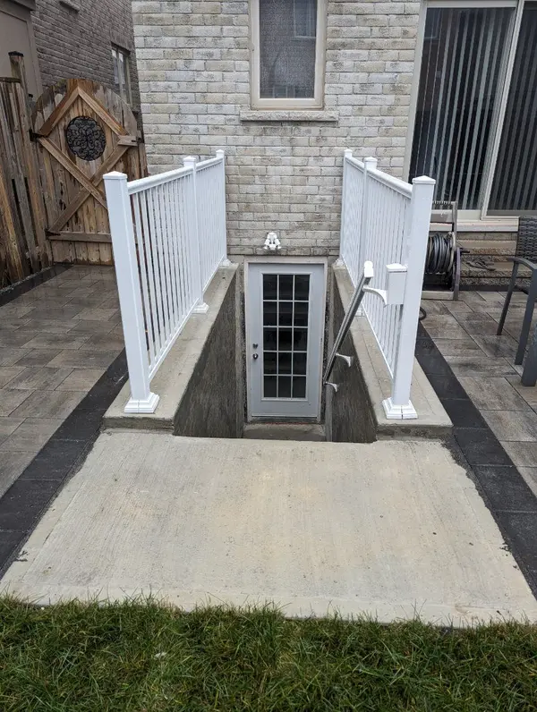 12 Formosa AVE E #BSMT, Ajax, ON L1Z 0M6