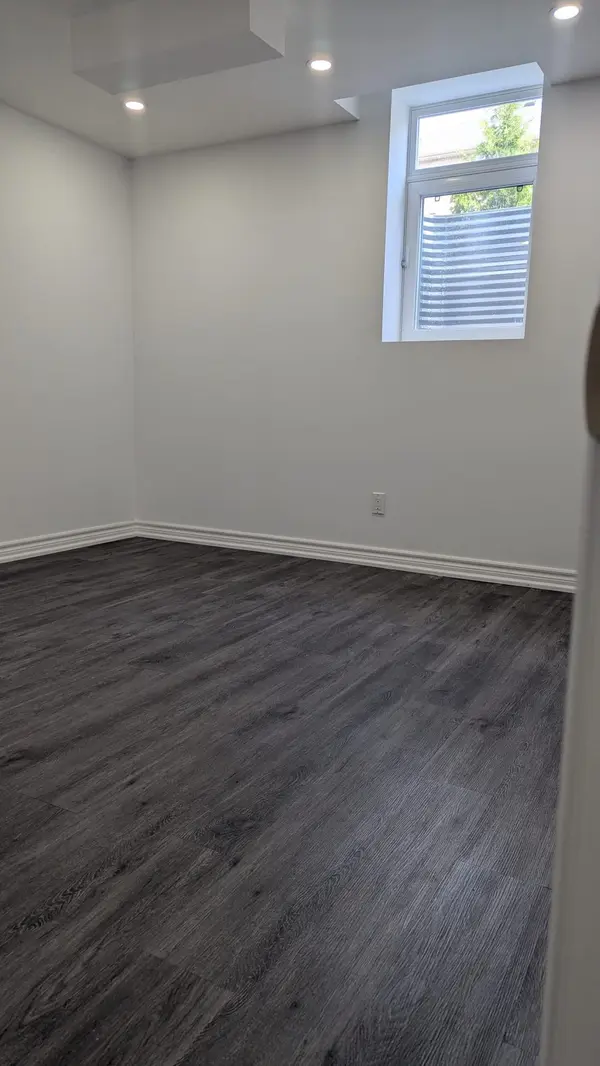 12 Formosa AVE E #BSMT, Ajax, ON L1Z 0M6