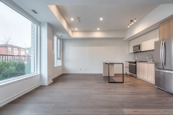 15 Maryport Ave ST #105, Toronto W05, ON M3M 0E2