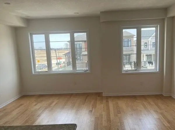 4 Baskett DR, Brantford, ON N3T 5L5