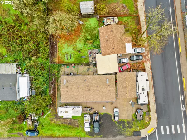 Harrisburg, OR 97446,370 S 6th ST