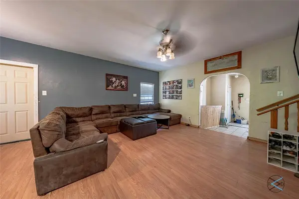 114 Lakeway Lane, Gun Barrel City, TX 75156