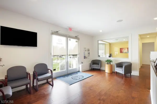 502 E Broad St, Westfield Town, NJ 07090