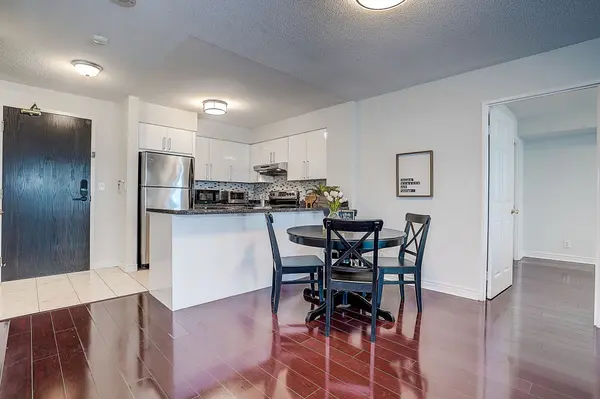 23 Hollywood AVE #1107, Toronto C14, ON M2N 7L8