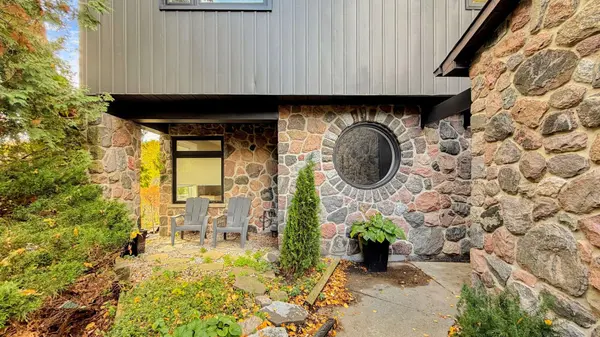 1406 Old Forest RD, Pickering, ON L1V 1N7