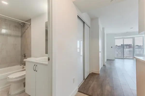 10 Wilby CRES #1907, Toronto W04, ON M9N 0B6