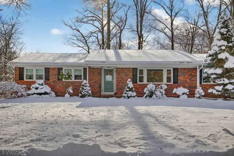 7 Madeleine Pl, Parsippany-troy Hills Twp., NJ 07054