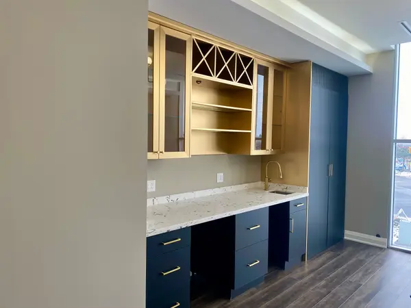 6475 Mayfield RD #204, Brampton, ON L6P 0H9