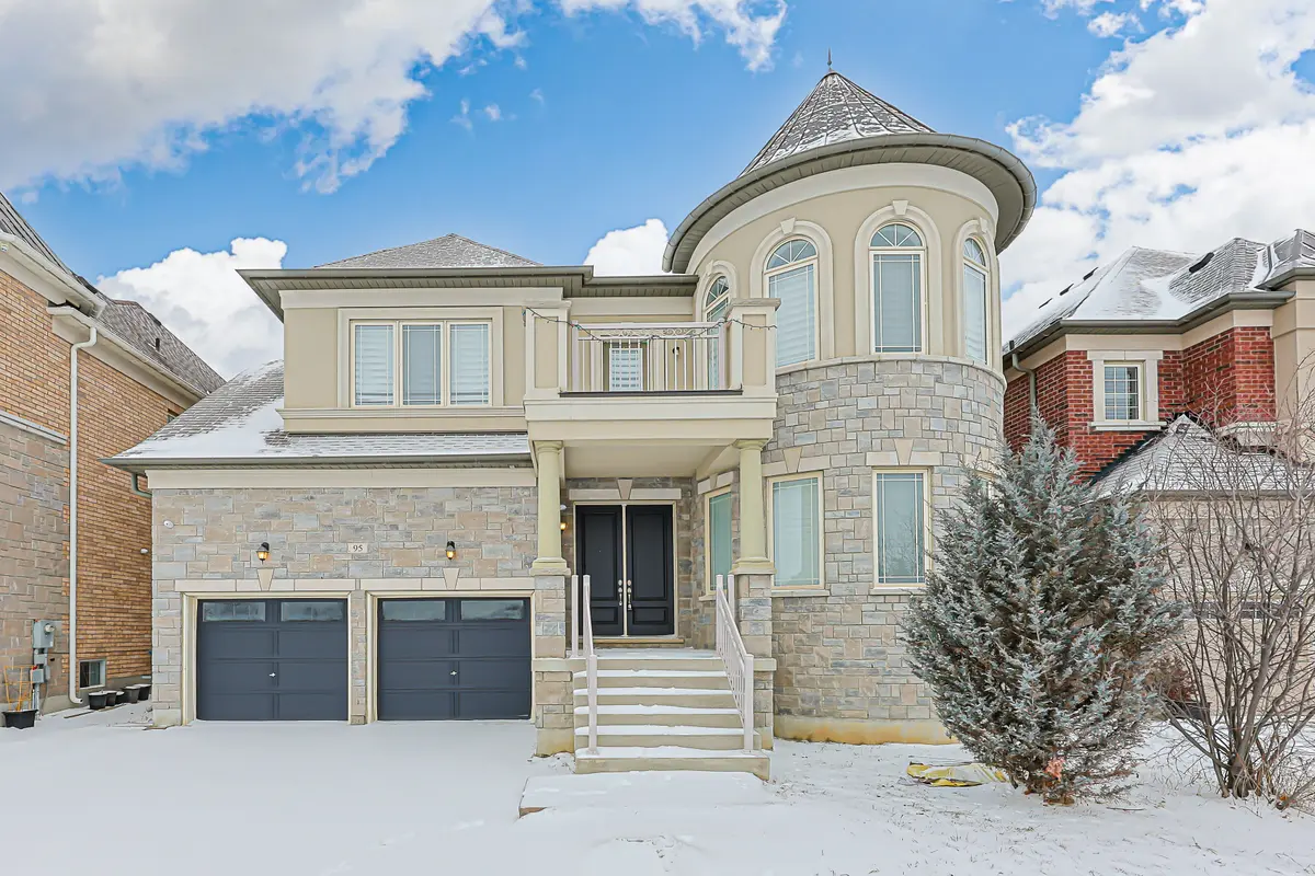 95 Chesney CRES, Vaughan, ON L4H 4A5