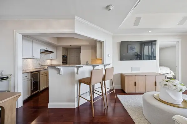 5909 Luther Lane #2105, Dallas, TX 75225