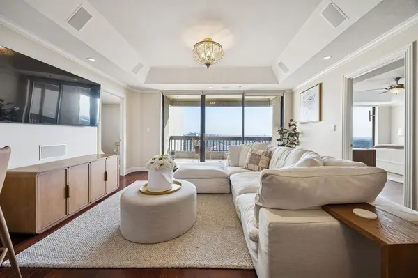 5909 Luther Lane #2105, Dallas, TX 75225