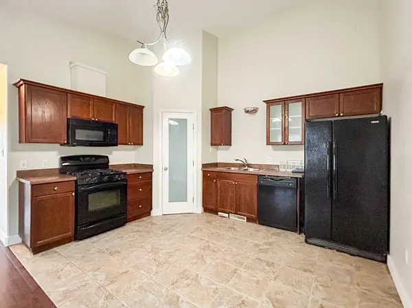 160 Hawthorn WAY, Fort Mcmurray, AB T9K 0N8