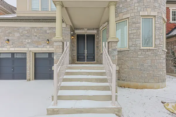 95 Chesney CRES, Vaughan, ON L4H 4A5