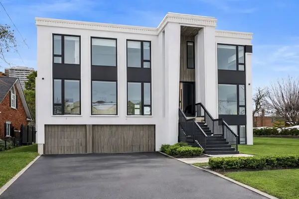 85 Crestwood RD, Vaughan, ON L4J 1A4