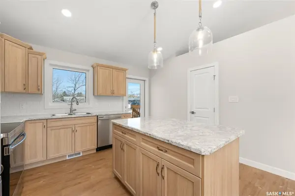 107 Valleyview DRIVE, Caronport, SK S0H 0S0