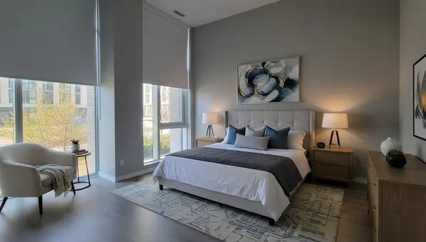 7890 Jane ST #101, Vaughan, ON L4K 0K9