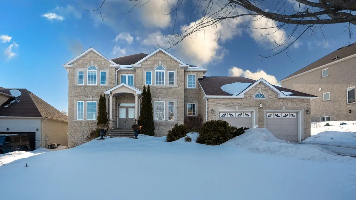 22 Appalachian RD, Vaughan, ON L6A 2V9
