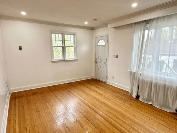 51 Morningside AVE, Toronto E08, ON M1E 3C3