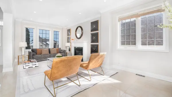 22 Appalachian RD, Vaughan, ON L6A 2V9