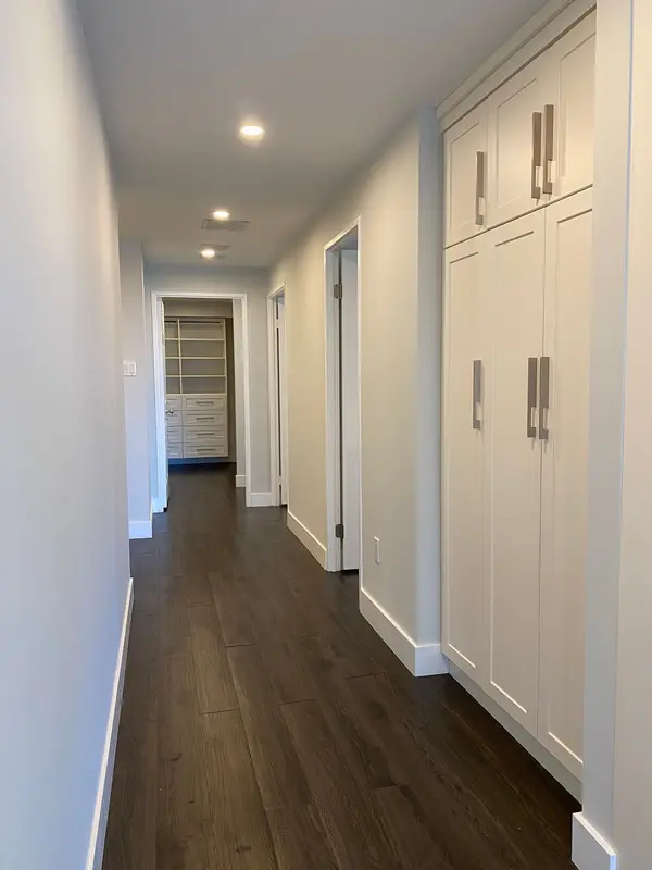 33 University AVE #1603, Toronto C01, ON M5J 2S7