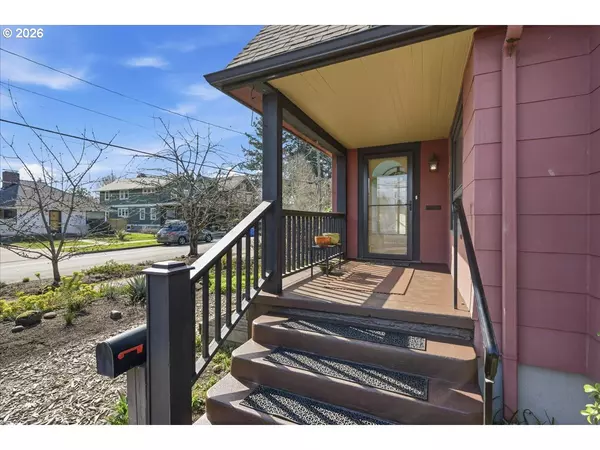 Portland, OR 97202,1541 SE MALDEN ST