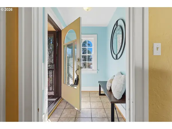 1541 SE MALDEN ST, Portland, OR 97202