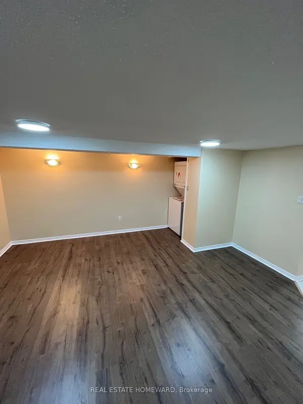 810 Sanok DR #BASEMENT, Pickering, ON L1W 2P9