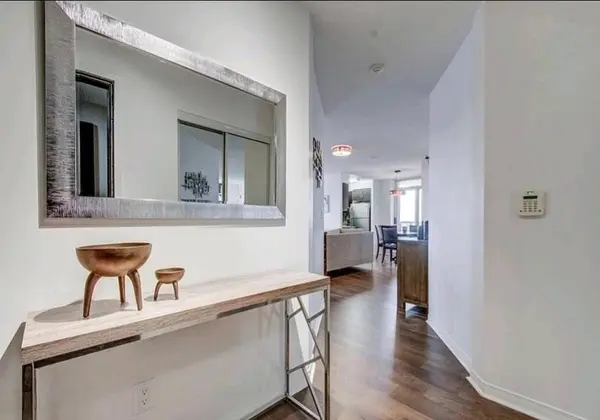 75 King Williams CRES #703, Richmond Hill, ON L4B 0C1