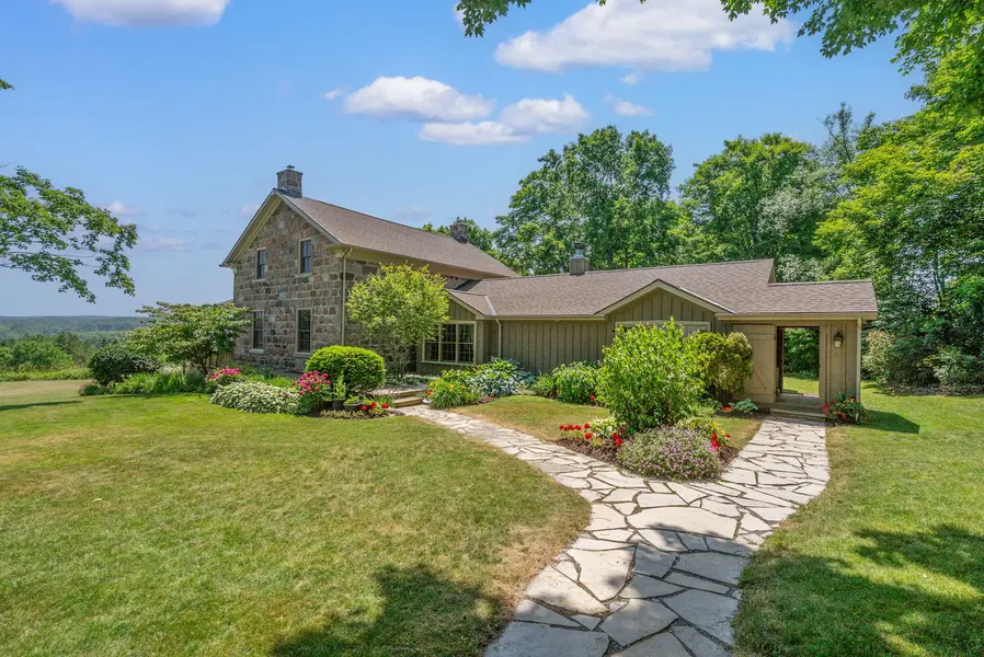 240 Leach RD, Alnwick/haldimand, ON K0K 2X0