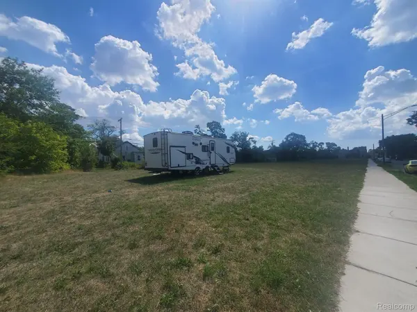 11810 OHIO ST, Detroit, MI 48204