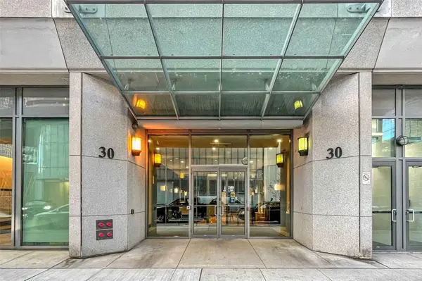 30 Grand Trunk CRES #1509, Toronto C01, ON M5J 3A4