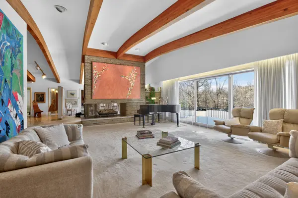 28 Daleberry PL, Toronto C13, ON M3B 2A7