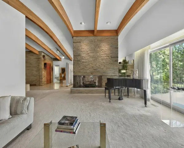 28 Daleberry PL, Toronto C13, ON M3B 2A7