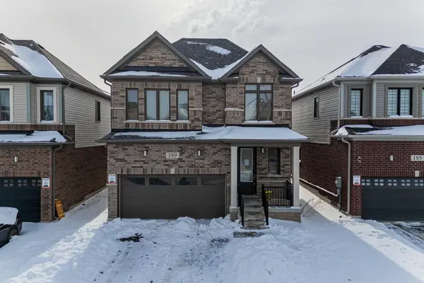 189 Leslie Davis ST, North Dumfries, ON N0B 1E0