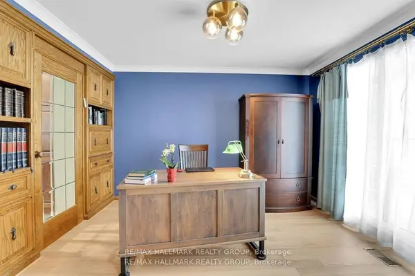 1712 Playfair DR, Alta Vista And Area, ON K1H 5S6