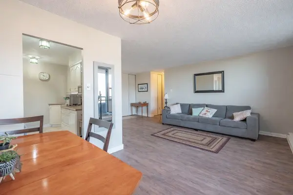 1968 Main ST W #909, Hamilton, ON L8S 1J7